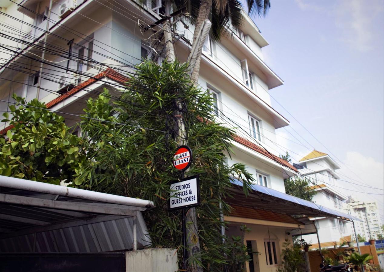 East Coast Hotell Thiruvananthapuram Exteriör bild