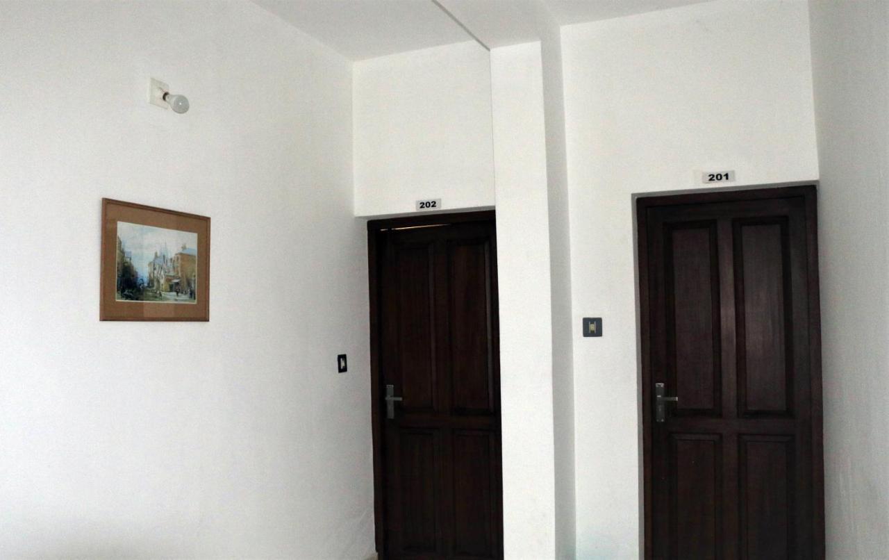East Coast Hotell Thiruvananthapuram Exteriör bild
