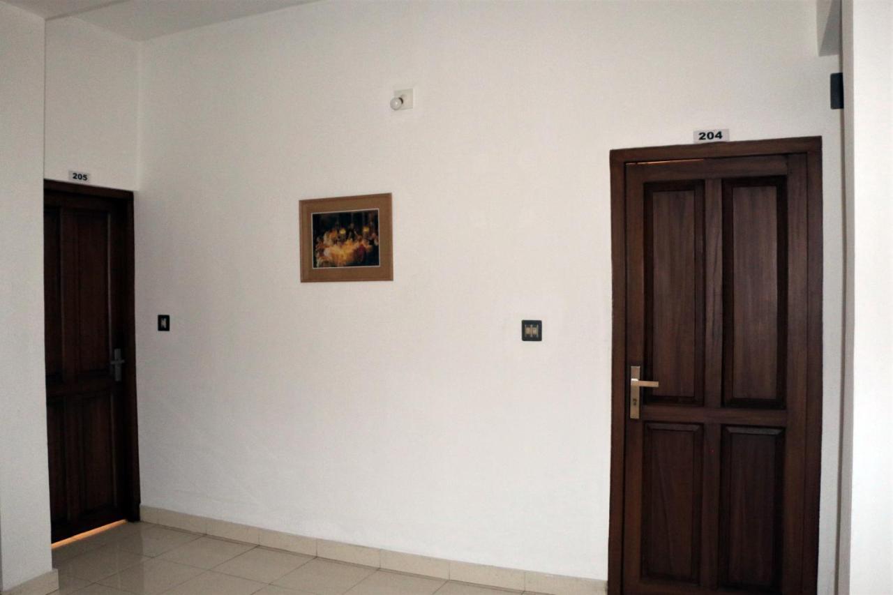 East Coast Hotell Thiruvananthapuram Exteriör bild