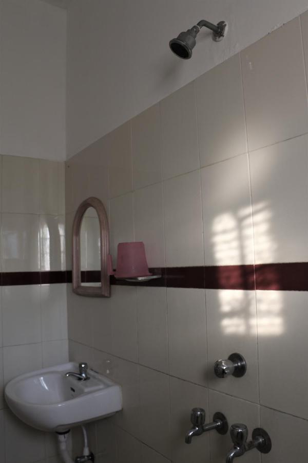 East Coast Hotell Thiruvananthapuram Exteriör bild